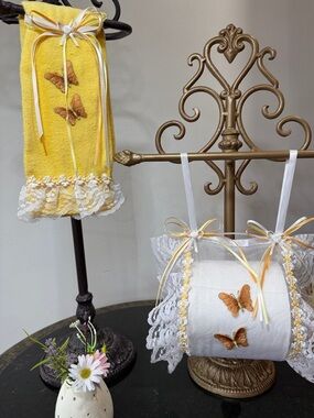 🦋 Hand Crafted Yellow & White Embroidered Towel & Toilet Paper Holder 🦋